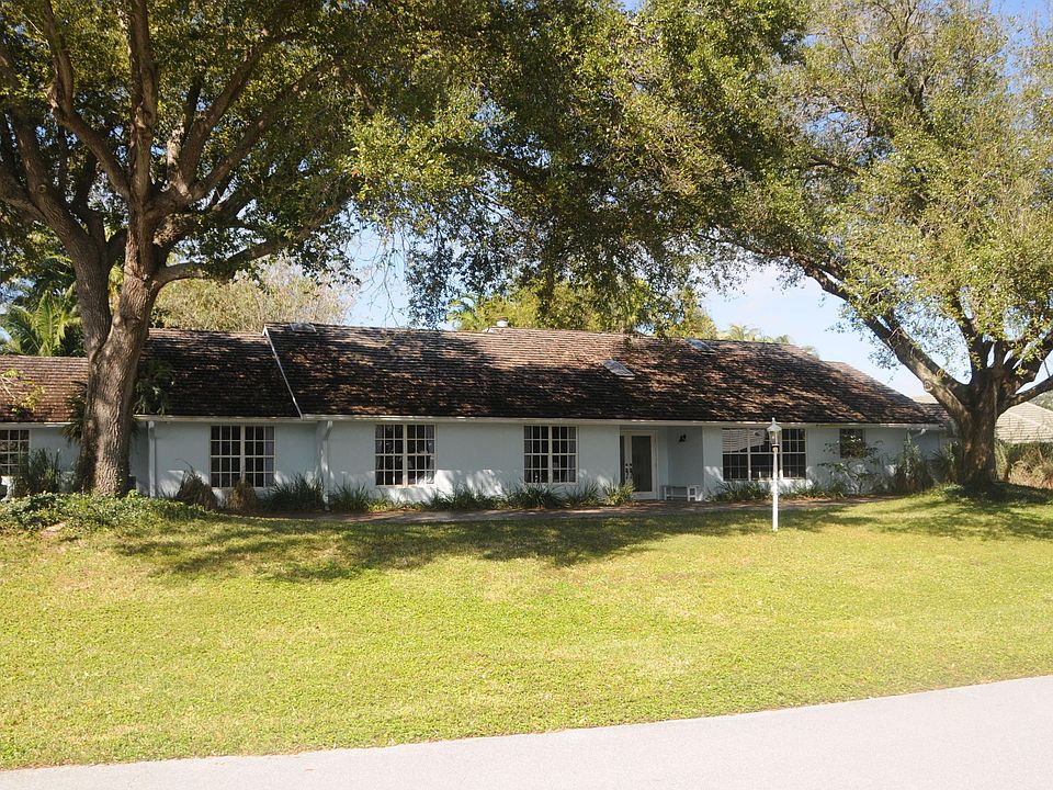 1st image of 4861 S Lake Dr
