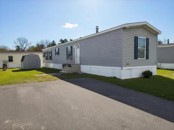 52 Oxbow Drive, Lewiston, ME 04240
