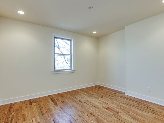 5th image of 1701 W Jefferson St #C