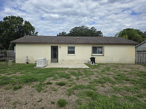 2nd image of 915 Alabama St