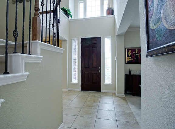 2nd image of 6517 Shadywood Dr