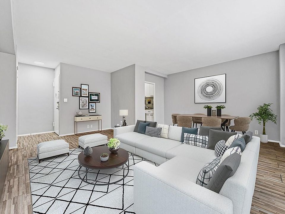 1st image of 5 Fordham Hill Oval #11E