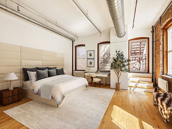 3rd image of 25 E 4th St Suite 2