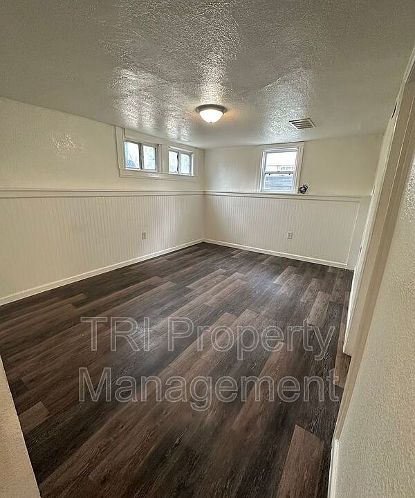 1st image of 2204 9th Ave #Basement