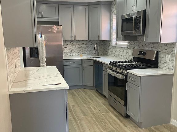 2nd image of 2132 E 69th St Floor 2