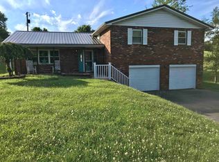 2819 Crestview Dr, Catlettsburg, KY 41129