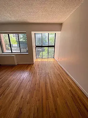 Rented by Oxford Property Group | media 23