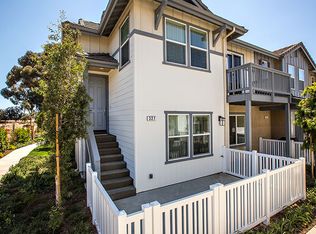 327 Harbor Breeze Dr, Port Hueneme, CA 93041