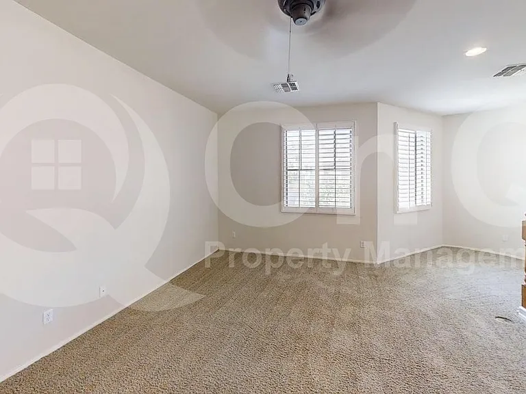 16617 S 27th Ln — Photo 10