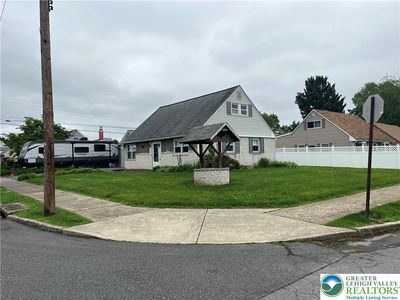 2115 Fireside Dr, Bethlehem, PA, 18018