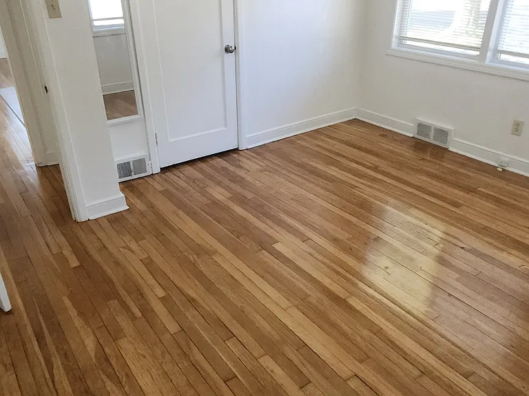 1001 E Washington St #1 — Photo 5