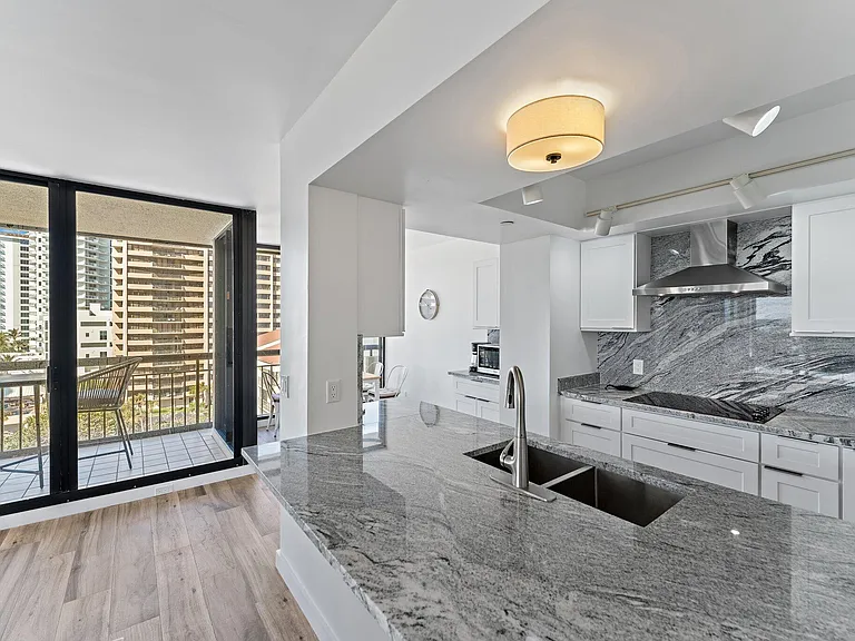 4000 N Ocean Dr #703 — Photo 12