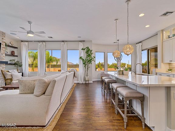 4th image of 10255 N La Cholla Blvd