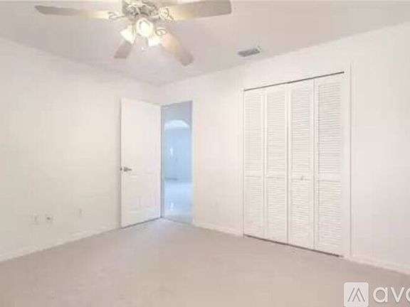 5th image of 2502 Elva Pl