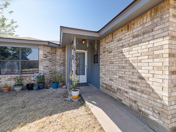 5th image of 1230 S Concho Park Dr