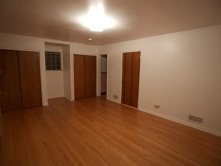 145 Ivanhoe St — Photo 33