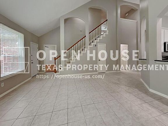 4th image of 6731 Auburn Oak Trl