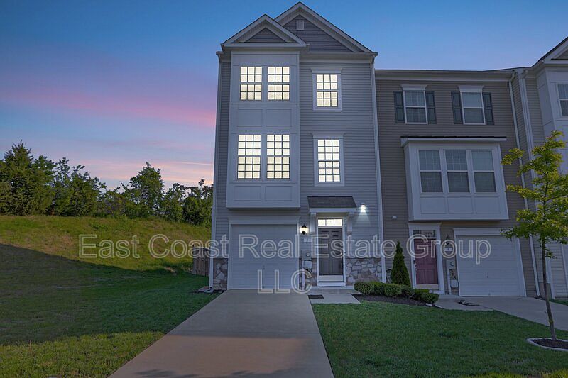 1st image of 5 Corporate Blvd