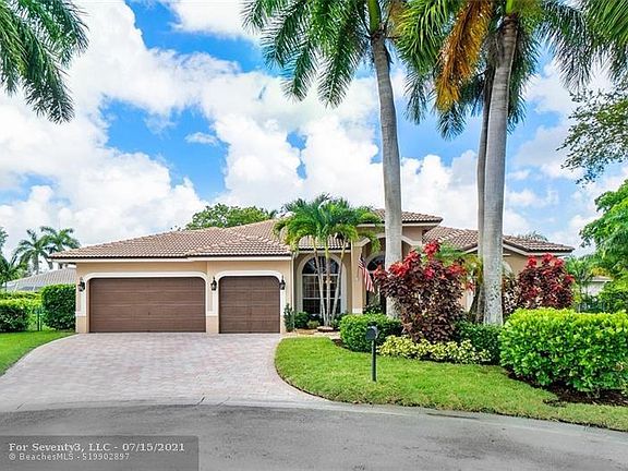 3rd image of 4965 NW 108th Ter