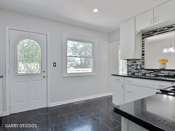 5th image of 1521 Birch Ave