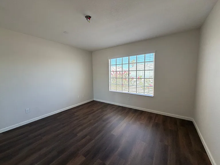 2581 Highland Trl — Photo 22
