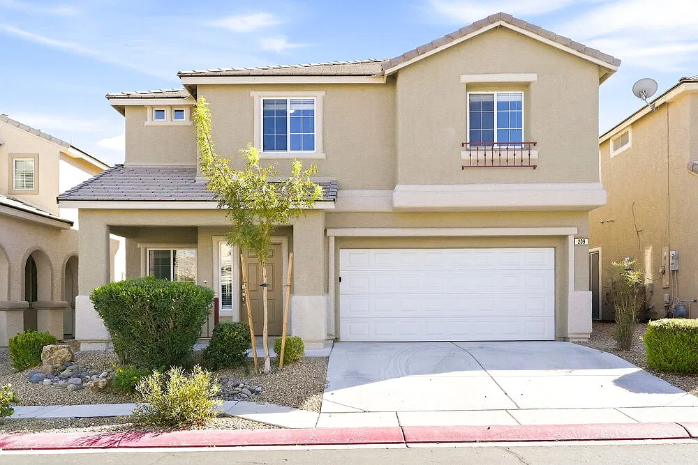 4 bed, 3.0 bath, 2007 sqft, $2,350 — Photo 1
