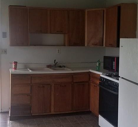 4th image of 62 Tackett Dr