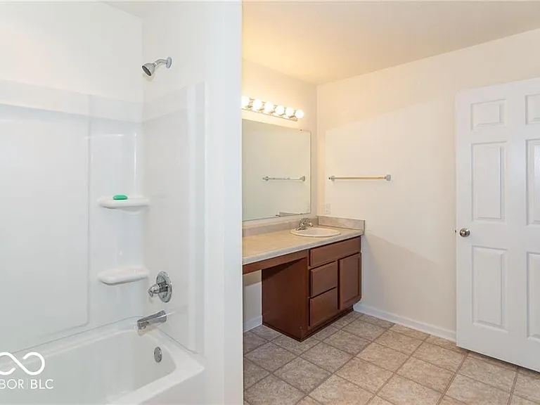 5606 Beale St — Photo 22