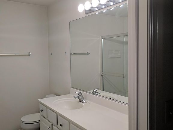 4th image of 3104 Ollerton Ave