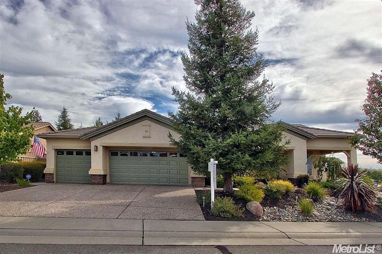 1st image of 135 Boulder Ct