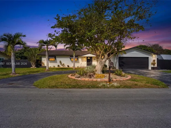 28500 SW 161st Ave, Homestead, FL 33033