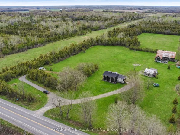 1671 County Road 43 Rd, North Grenville, ON K0G 1J0