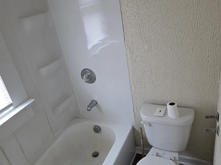 509 Detroit St #4 — Photo 2