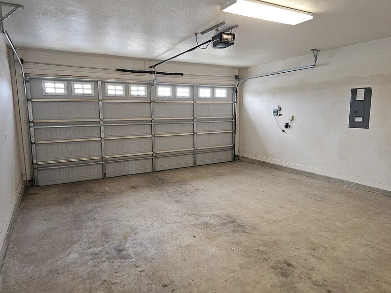 1520 Overshine Ln — Photo 13