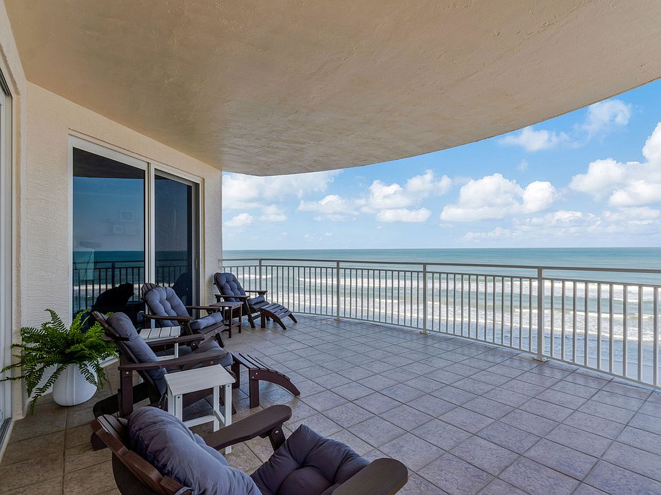 Rear balcony, direct ocean view