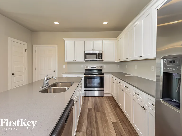 320 Ridge View Cir — Photo 6
