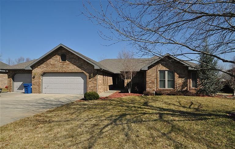 1st image of 412 Yosemite Dr