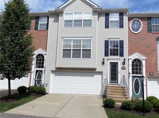 10556 Timber Edge Dr, Wexford, PA 15090