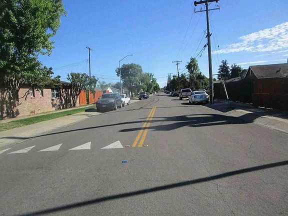 4th image of 1501 Lake St