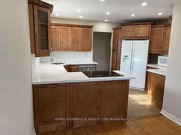 2nd image of 78 Regent Dr