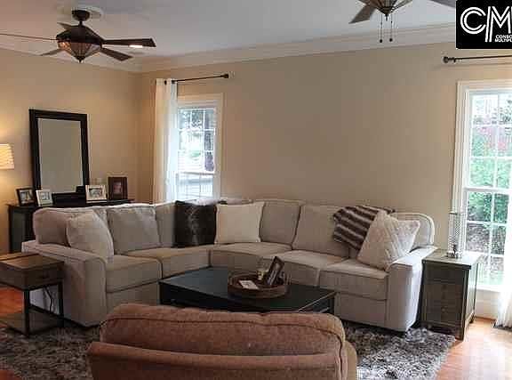 4th image of 129 Groves Wood Ct