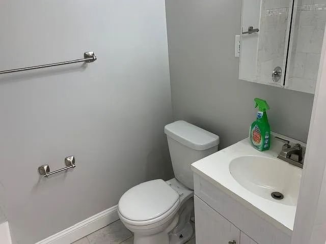 519 Washington St #B — Photo 8