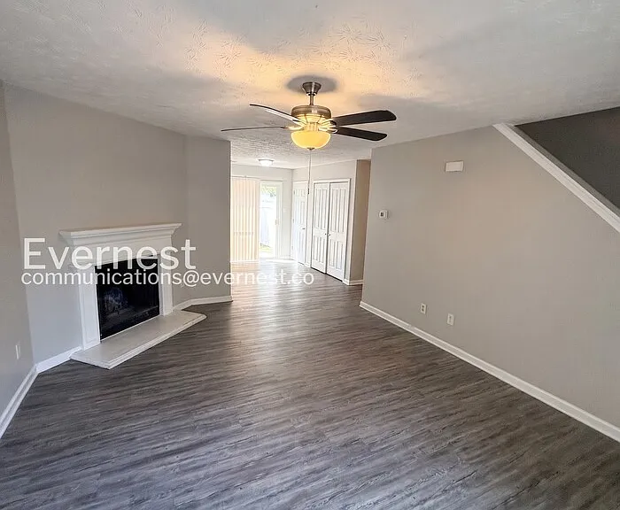 7035 Setters Way — Photo 6