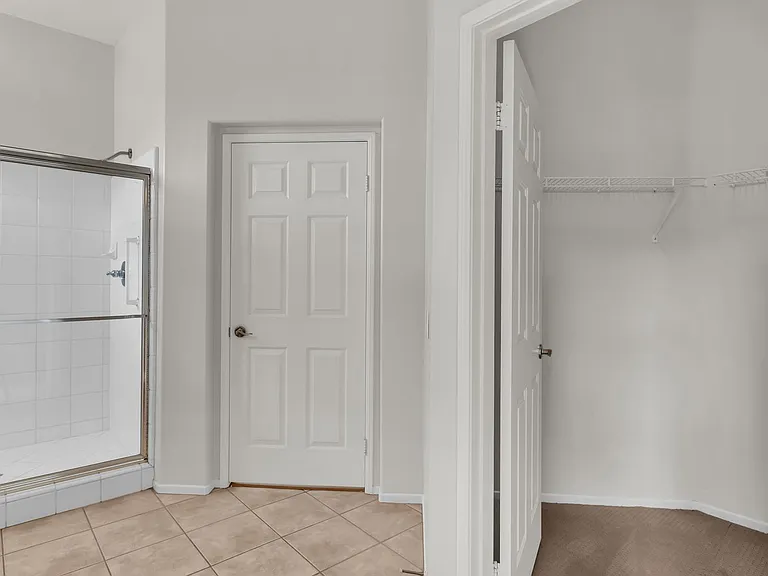 21300 Tarraco — Photo 24