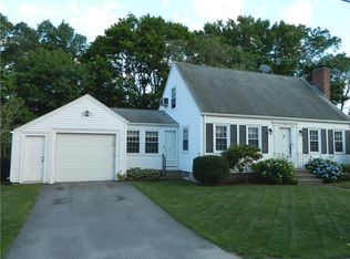 118 Fiske Ave, Cumberland, RI 02864