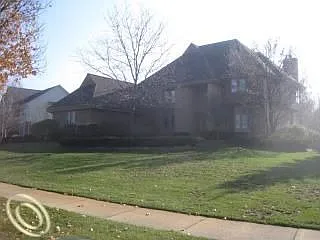 48113 Andover Dr photo 1