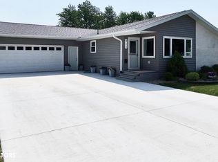711 S Jerome St, Algona, IA 50511
