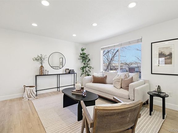 4th image of 15132 E Bates Avenue