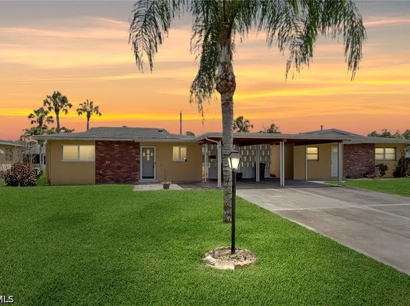 2212 E 6th St, Lehigh Acres, FL 33936