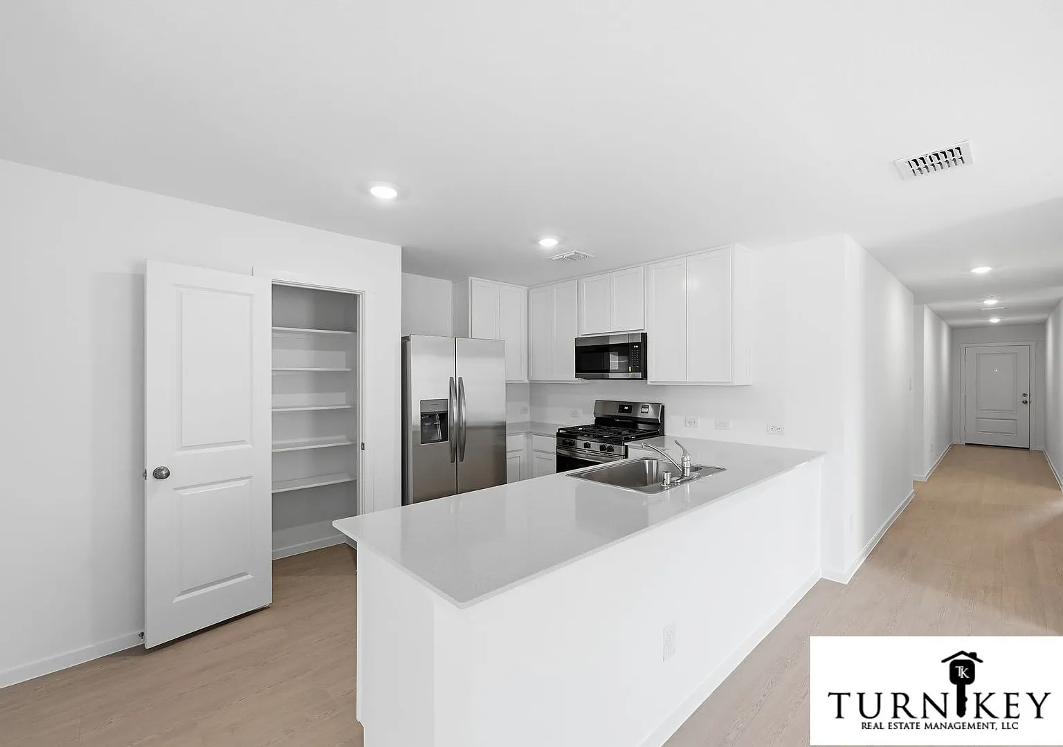 Gorgeous Newer-Build 4BR/2BA Home with Modern Curb Appeal! - Available Now! — Photo 1
